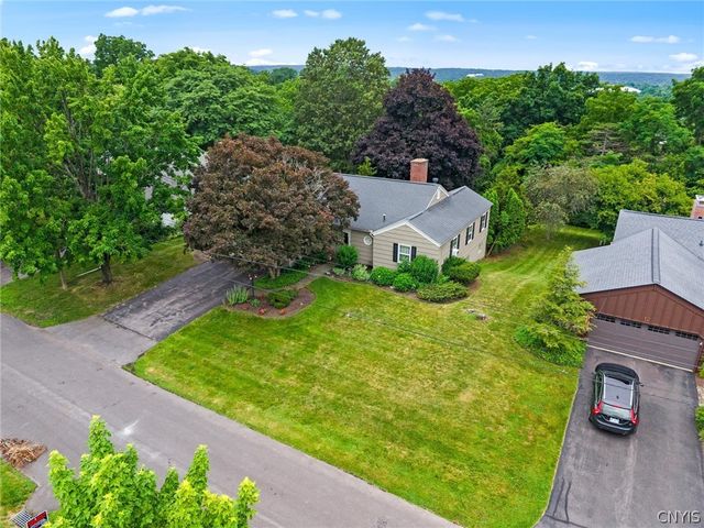 13 Erregger Terrace, Dewitt, NY 13224