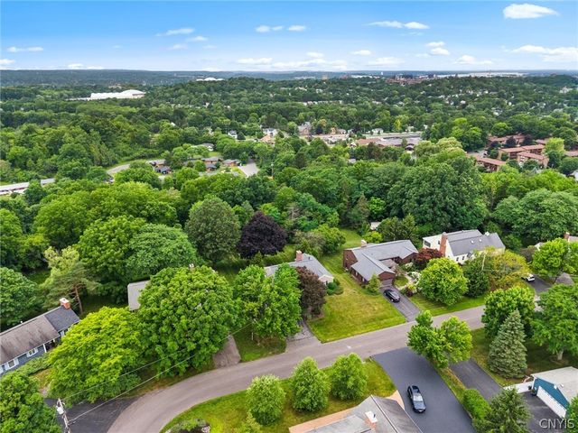 13 Erregger Terrace, Dewitt, NY 13224