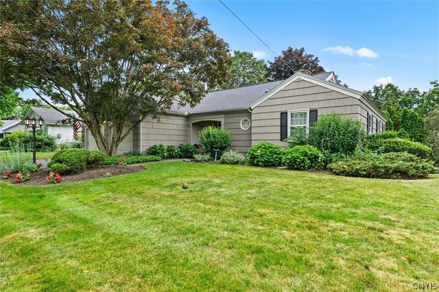 13 Erregger Terrace, Dewitt, NY 13224