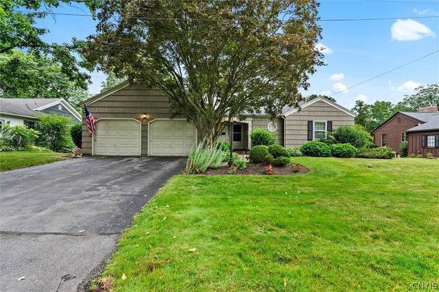 13 Erregger Terrace, Dewitt, NY 13224