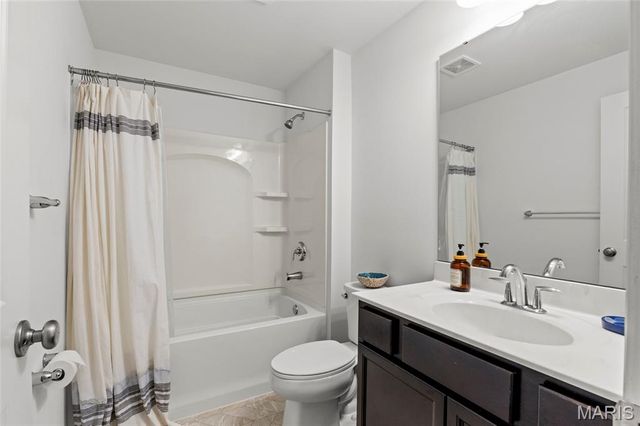 821 Upland Loop, O'fallon, MO 63368