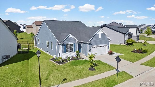 821 Upland Loop, O'fallon, MO 63368