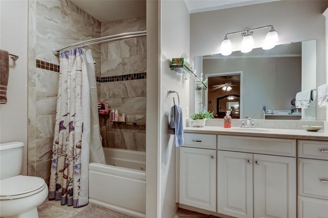 7 FRANGIPANI CIRCLE 7, Largo, FL 33770