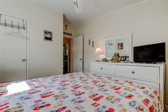 7 FRANGIPANI CIRCLE 7, Largo, FL 33770