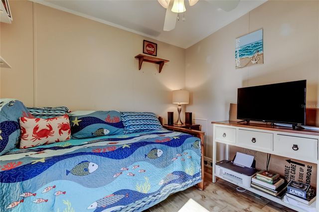 7 FRANGIPANI CIRCLE 7, Largo, FL 33770