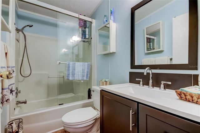 7 FRANGIPANI CIRCLE 7, Largo, FL 33770