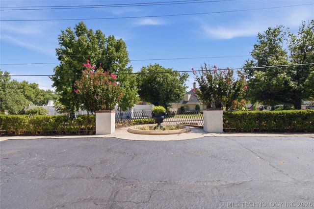 2441 E 31st Street, Tulsa, OK 74105