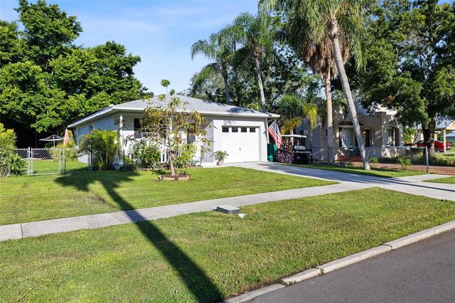 1013 27TH AVENUE W, Palmetto, FL 34221