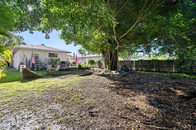 1013 27TH AVENUE W, Palmetto, FL 34221
