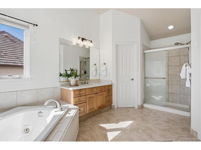 21324 E Briarwood Dr, Aurora, CO 80016