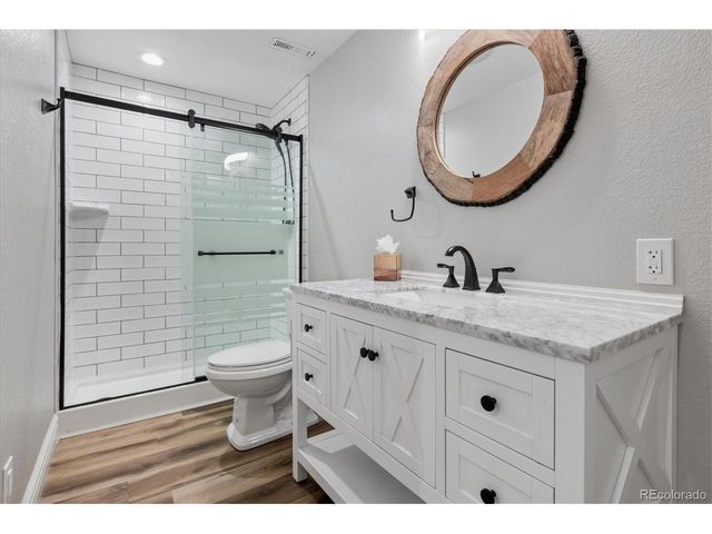 21324 E Briarwood Dr, Aurora, CO 80016