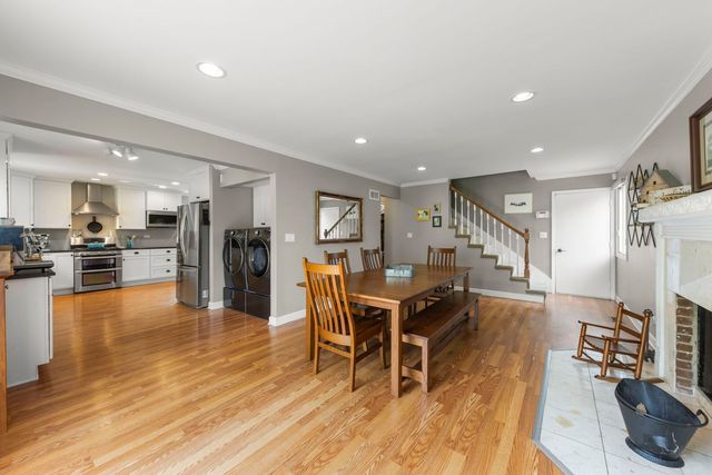 1106 Lightning Trail, Carol Stream, IL 60188