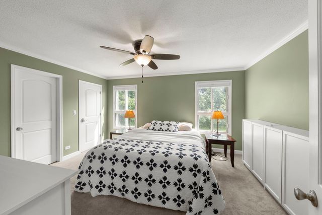 1106 Lightning Trail, Carol Stream, IL 60188