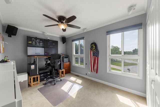 1106 Lightning Trail, Carol Stream, IL 60188