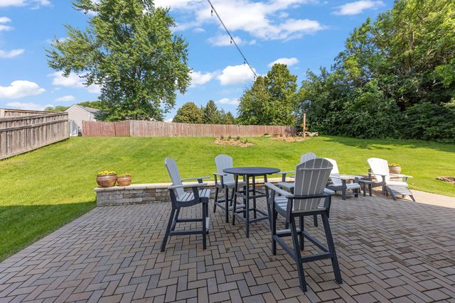 1106 Lightning Trail, Carol Stream, IL 60188