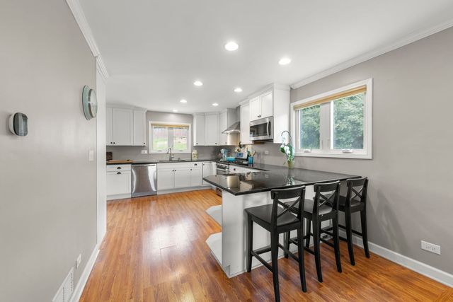 1106 Lightning Trail, Carol Stream, IL 60188