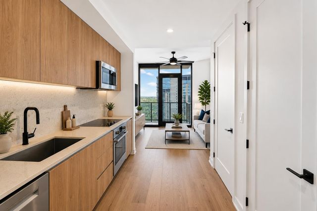 84 East Ave 3808, Austin, TX 78701