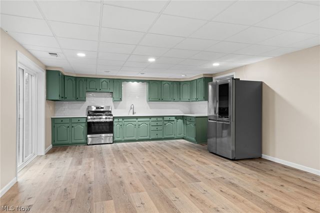 641 North Avenue, Tallmadge, OH 44278