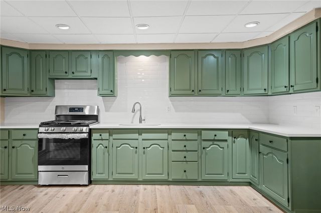 641 North Avenue, Tallmadge, OH 44278