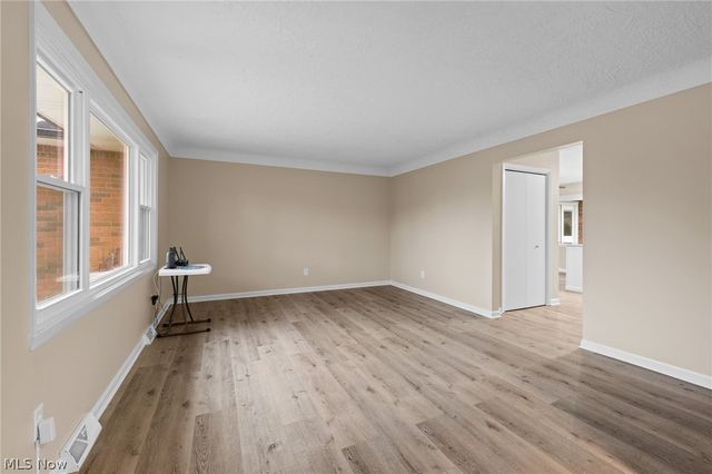 641 North Avenue, Tallmadge, OH 44278