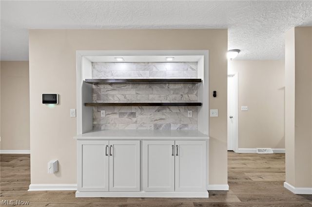 641 North Avenue, Tallmadge, OH 44278