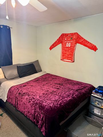 14 Prospect Street, Bloomfield, CT 06002