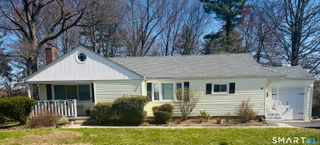 14 Prospect Street, Bloomfield, CT 06002