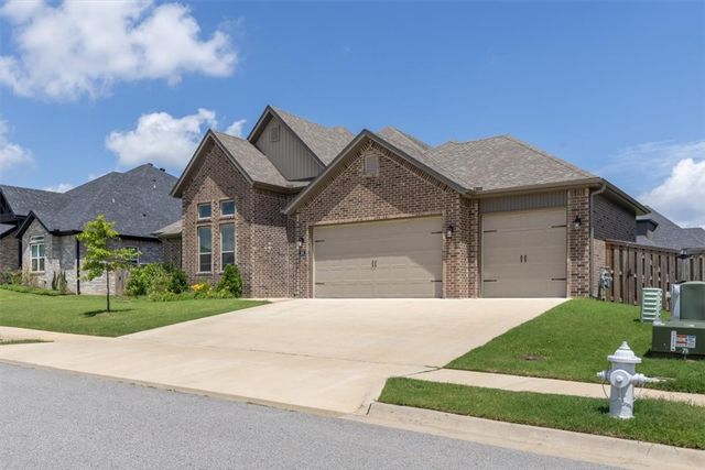 260 Ambry Loop, Centerton, AR 72719
