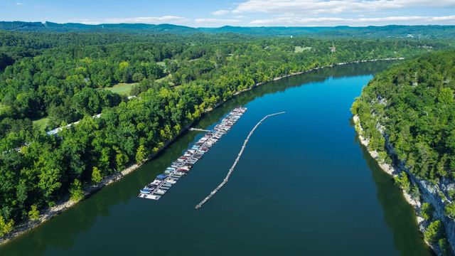 77-3 Woodson Bend Resort, Bronston, KY 42518