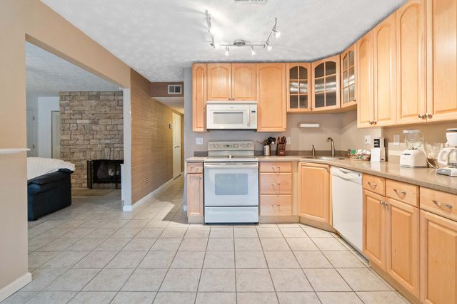 77-3 Woodson Bend Resort, Bronston, KY 42518