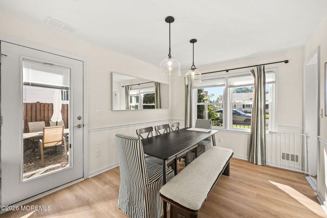 15 Jackson Street, Keyport, NJ 07735