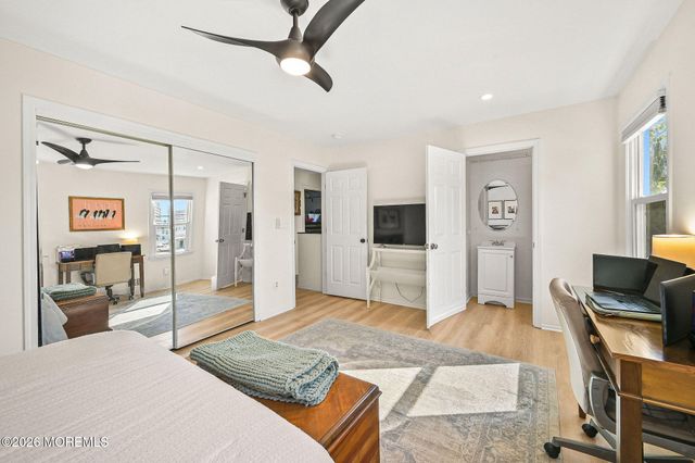 15 Jackson Street, Keyport, NJ 07735