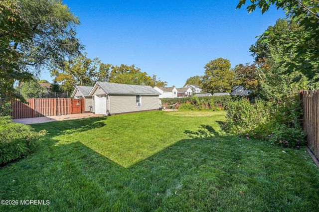 15 Jackson Street, Keyport, NJ 07735
