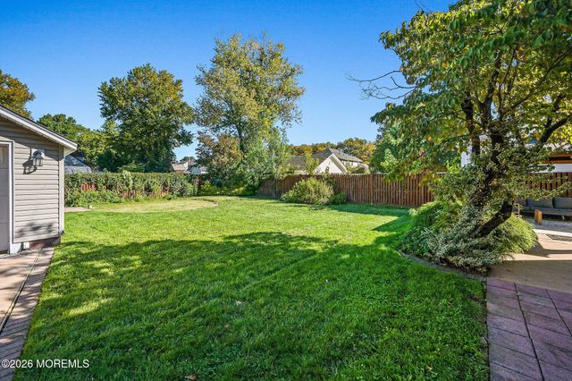 15 Jackson Street, Keyport, NJ 07735