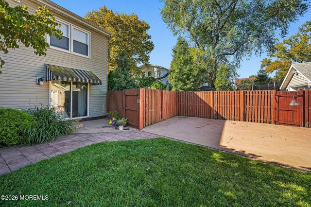 15 Jackson Street, Keyport, NJ 07735