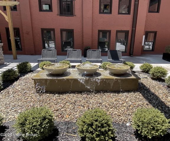 601 E Main St, Louisville, KY 40202