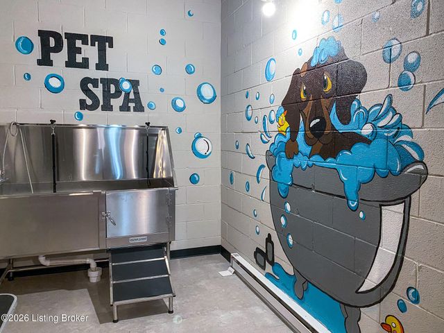 601 E Main St, Louisville, KY 40202