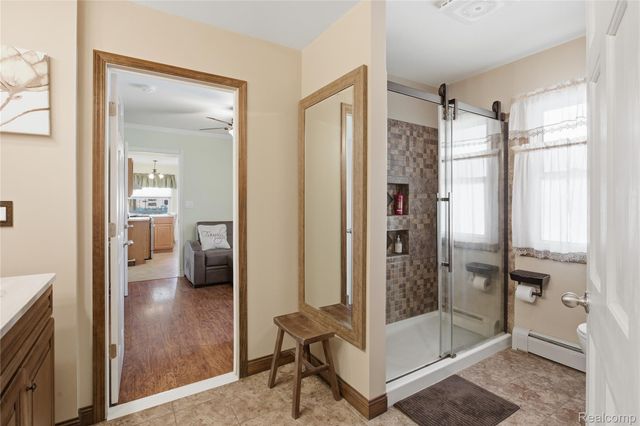 26152 Ypsilanti Street, Flat Rock, MI 48134