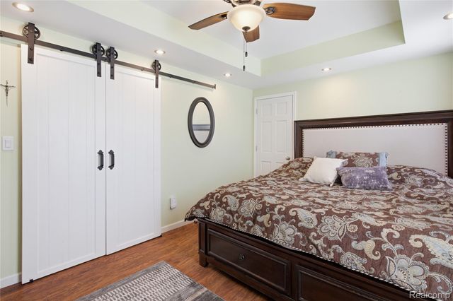 26152 Ypsilanti Street, Flat Rock, MI 48134