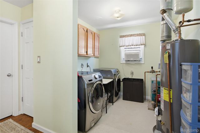 26152 Ypsilanti Street, Flat Rock, MI 48134