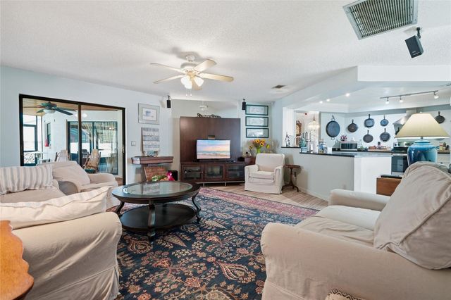 1150 WINDSOR WAY, Lutz, FL 33559