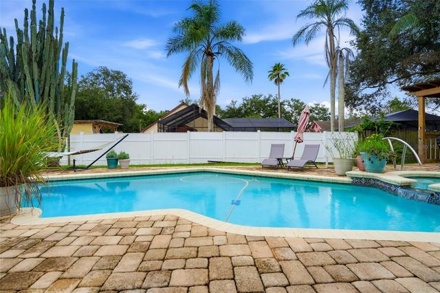 1150 WINDSOR WAY, Lutz, FL 33559