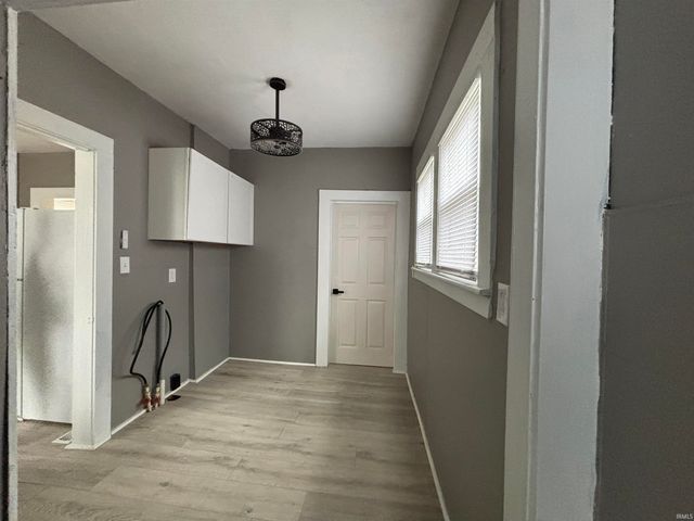 617 619 W Louisiana Street, Evansville, IN 47710
