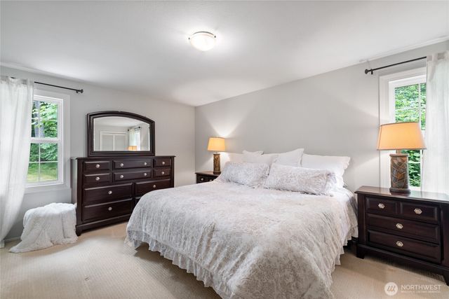 10323 Crescent Valley Drive NW, Gig Harbor, WA 98332