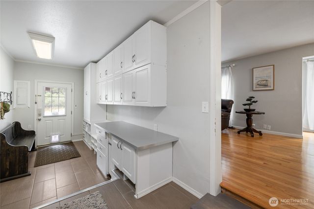 10323 Crescent Valley Drive NW, Gig Harbor, WA 98332