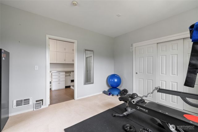 10323 Crescent Valley Drive NW, Gig Harbor, WA 98332