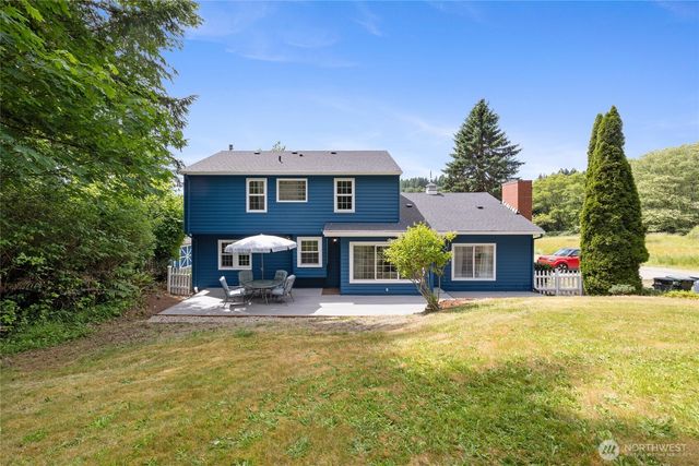 10323 Crescent Valley Drive NW, Gig Harbor, WA 98332