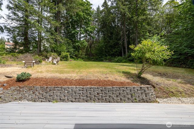 10323 Crescent Valley Drive NW, Gig Harbor, WA 98332