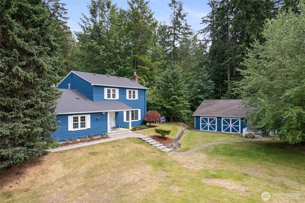 10323 Crescent Valley Drive NW, Gig Harbor, WA 98332