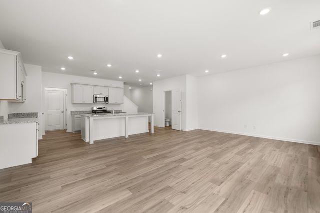 2286 Linden Pass, Douglasville, GA 30135